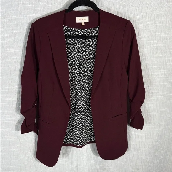 Skies Are Blue Raja Collarless Blazer small